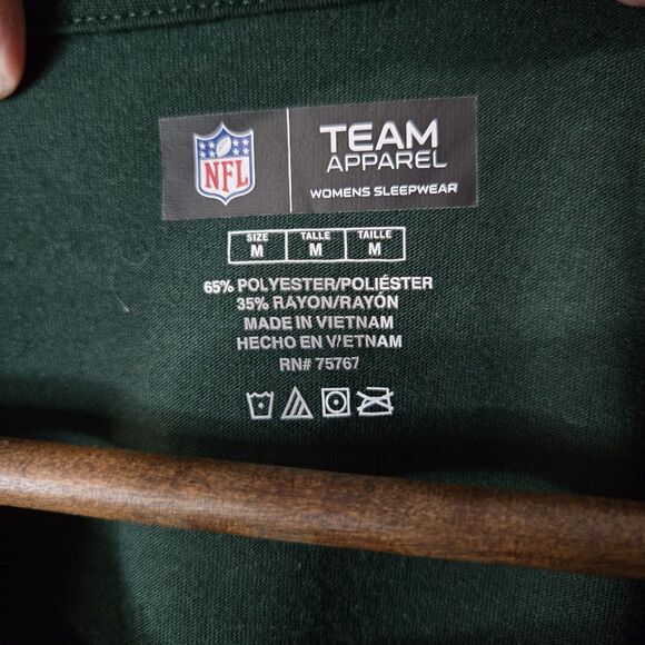 Team Apparel Green Bay Packers Short Sleeve Fitted T Shirt Womens Med - Picture 3 of 4